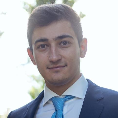 Primo piano studente laureato