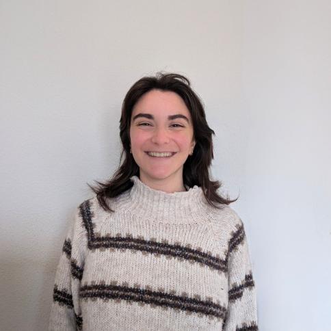 Primo piano studentessa laureata